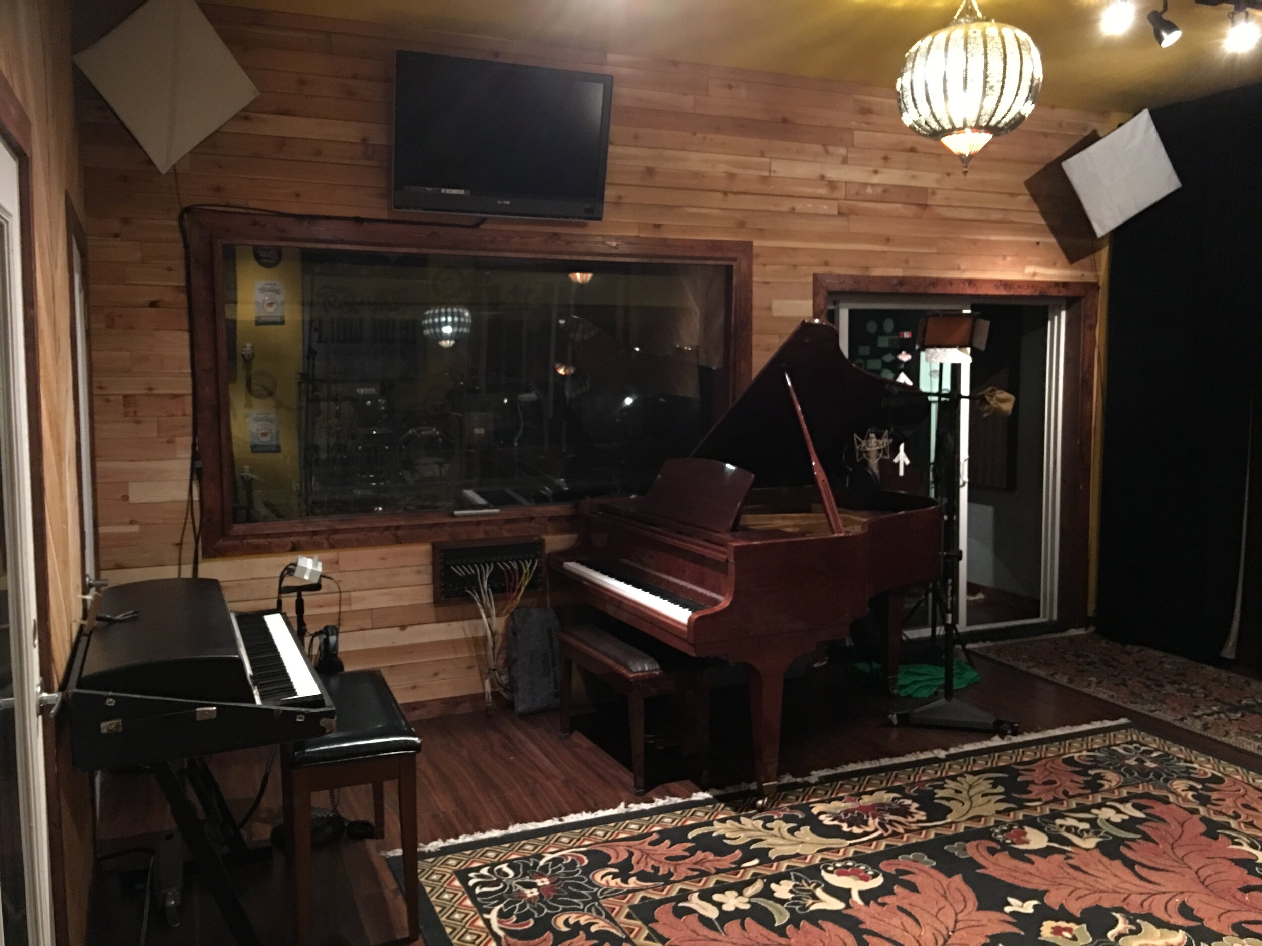 512 Studios, South Austin