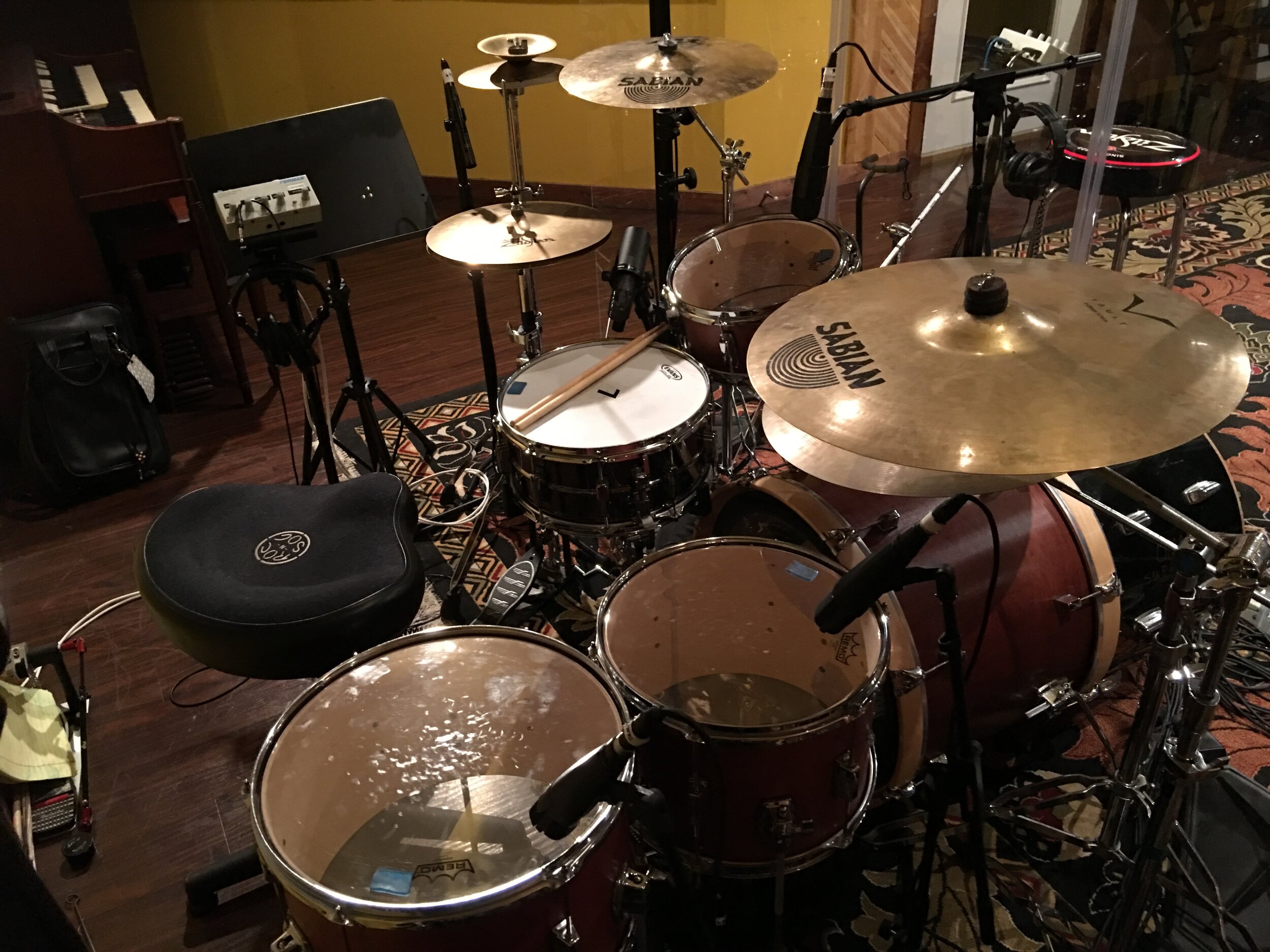 The live room at 512 Studios